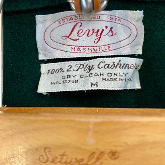 Men’s M 100% Cashmere Sweater Vest from Levy’s Nashville - Picture 2 of 3